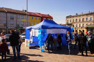 Światowy dzień autyzmu. Happening na pl. Kościuszki